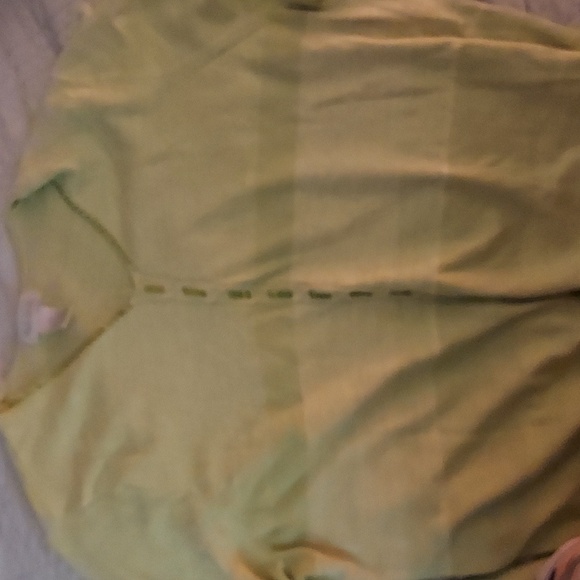 Sweater - Picture 1 of 3